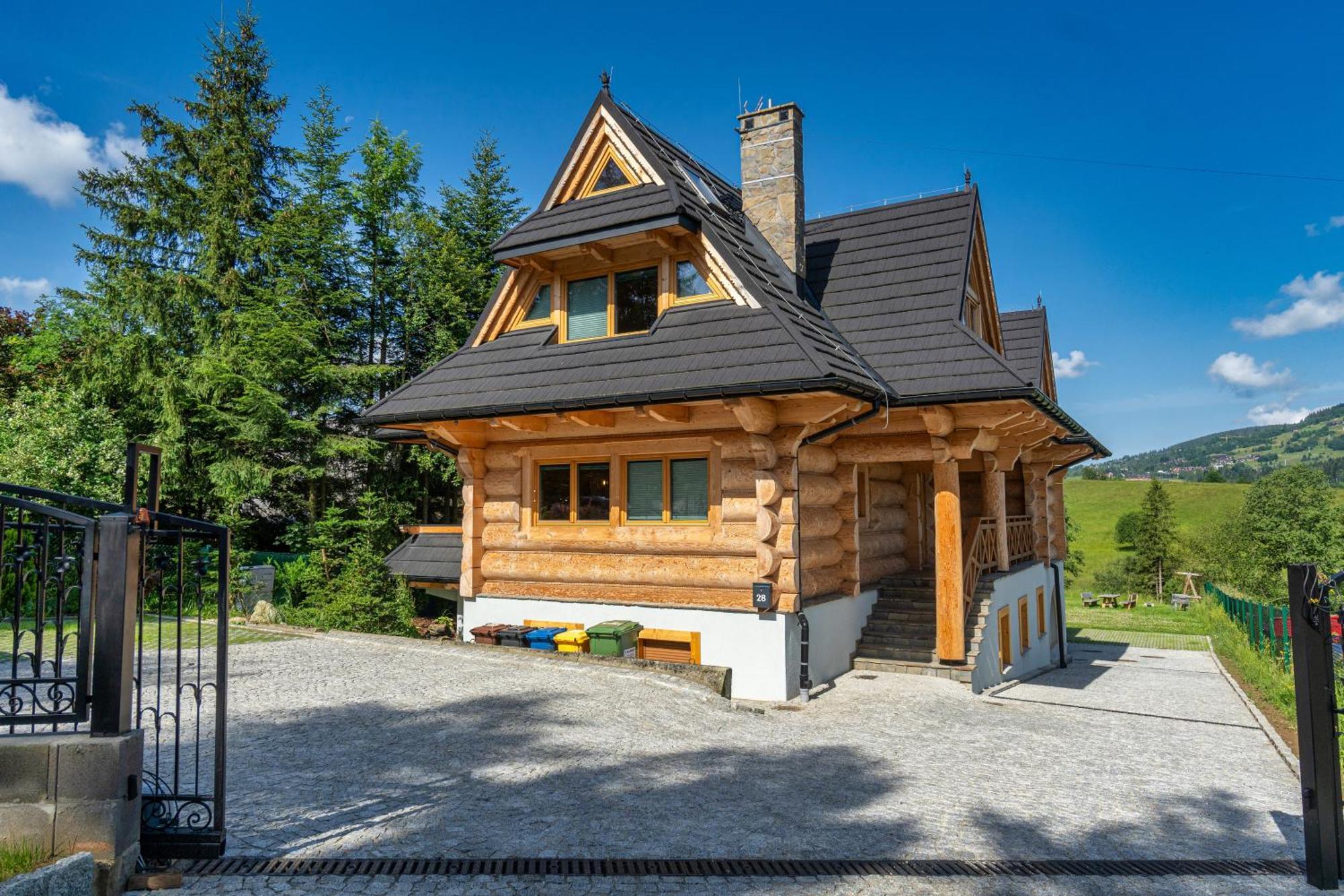 Superior Chalet