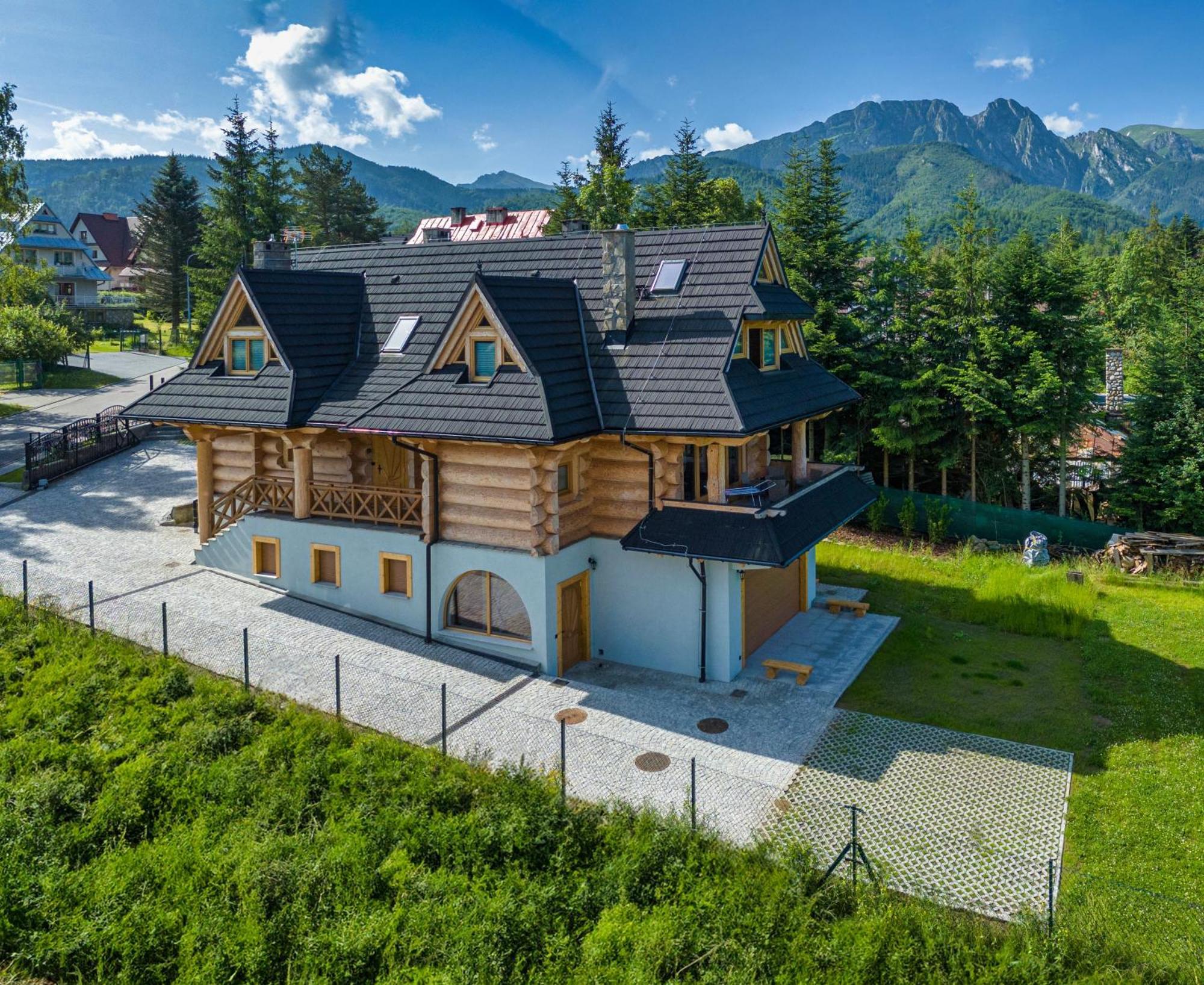 Superior Chalet
